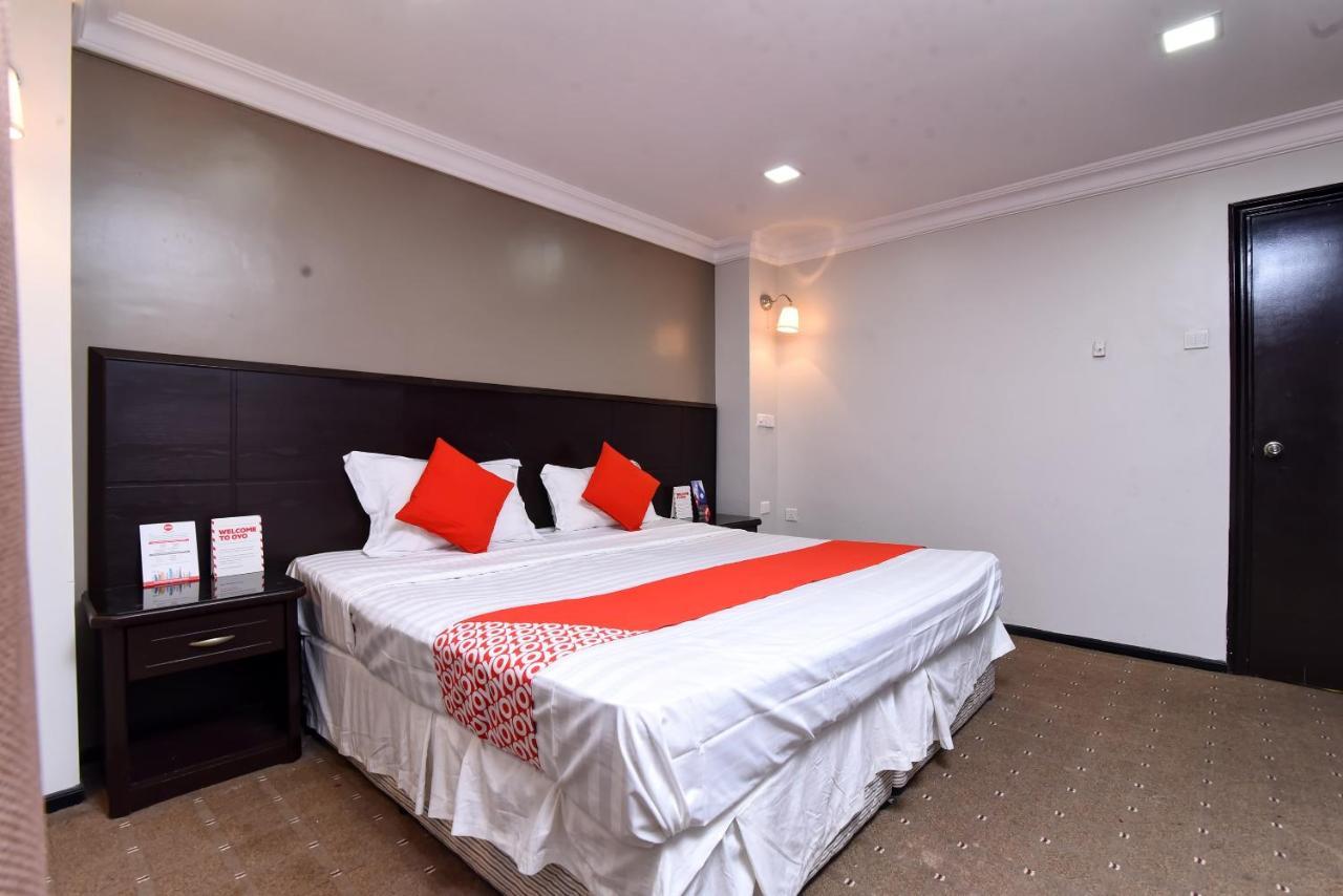 Oyo 411 Moon Hotel Dammam Ngoại thất bức ảnh