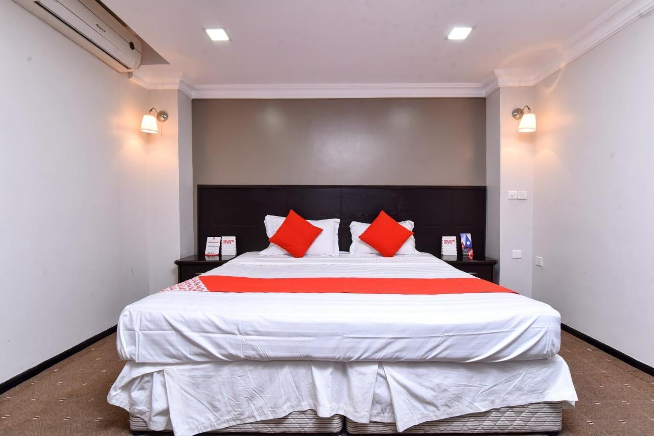 Oyo 411 Moon Hotel Dammam Ngoại thất bức ảnh